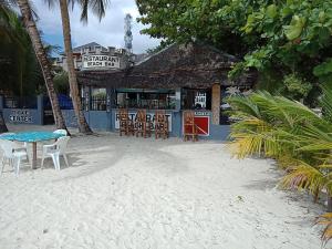 The Guesthouse Old Castle, Anda, Bohol, Philippines Great Discounts And Low Prices! 002